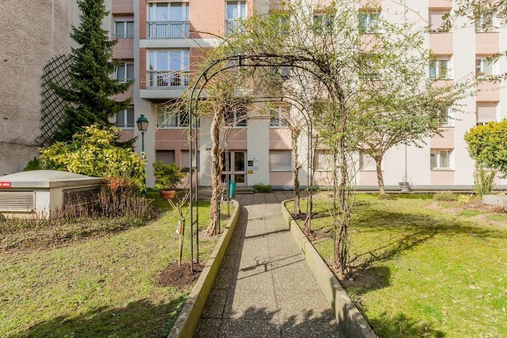 Plume - Joli Appt Refait A Neuf Apartment Strasbourg Exterior foto